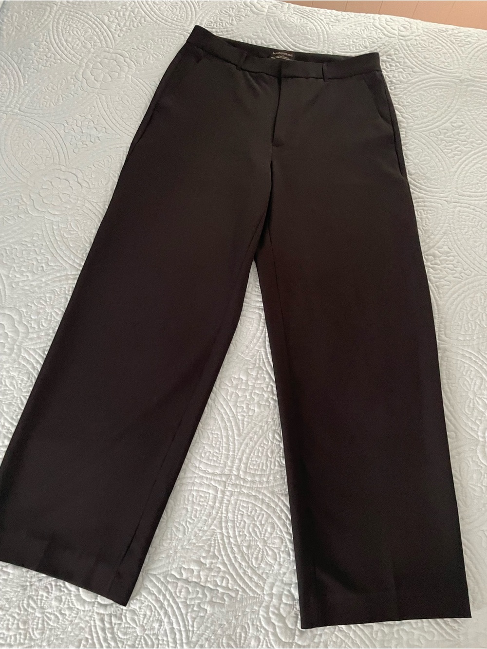 Banana Republic Women’s Black Wide-Leg Dress Pants